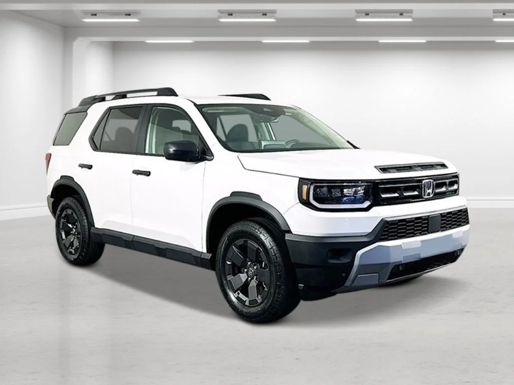 New 2026 Platinum White Pearl Honda RTL Towing image 5