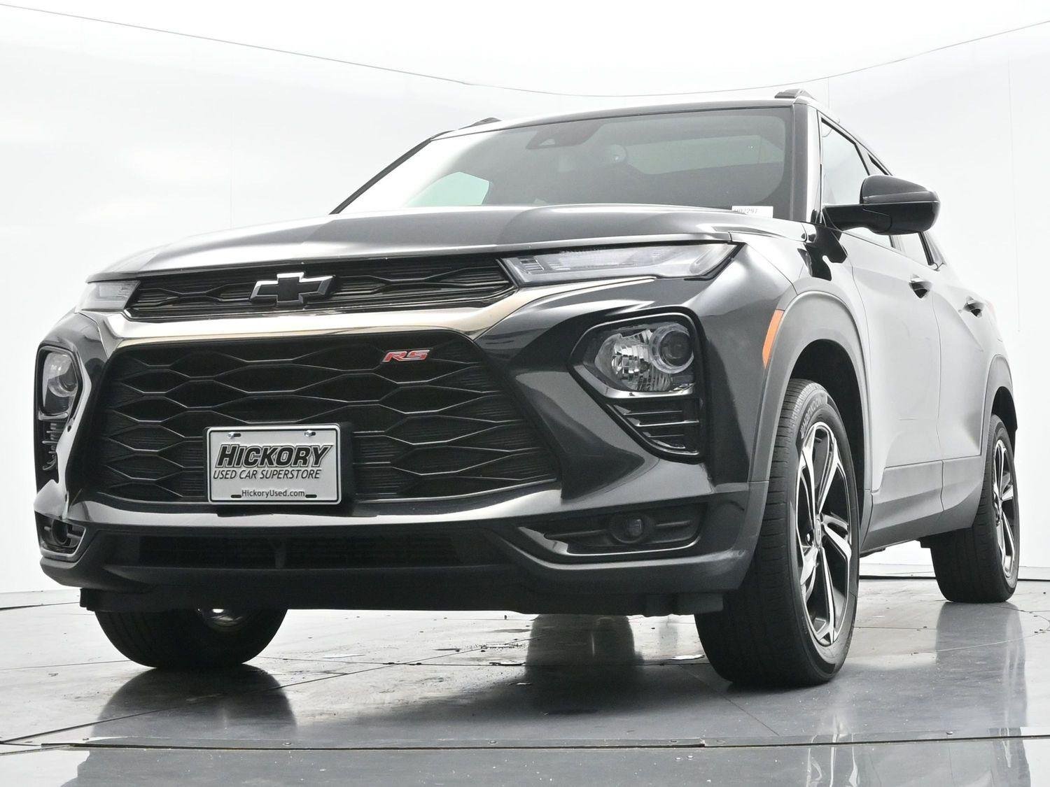 Used 2022 Mosaic Black Metallic Chevrolet RS image 44