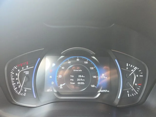 Used 2020 Silver Hyundai SEL image 21