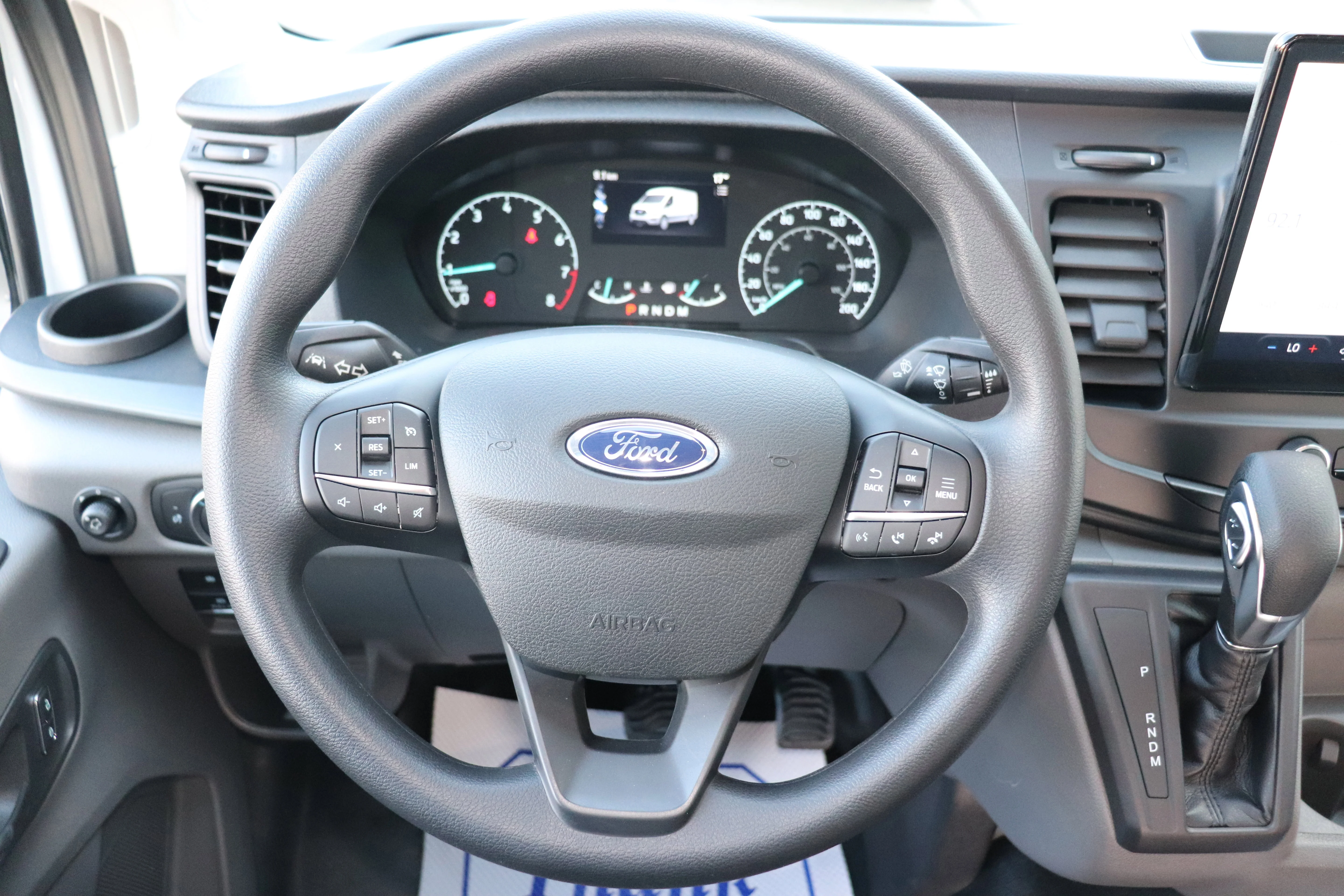 New 2025 OXFORD WHITE Ford  image 9