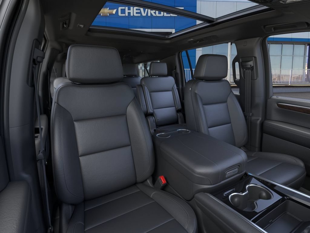 2026 Chevrolet Suburban Z71 - Photo 16