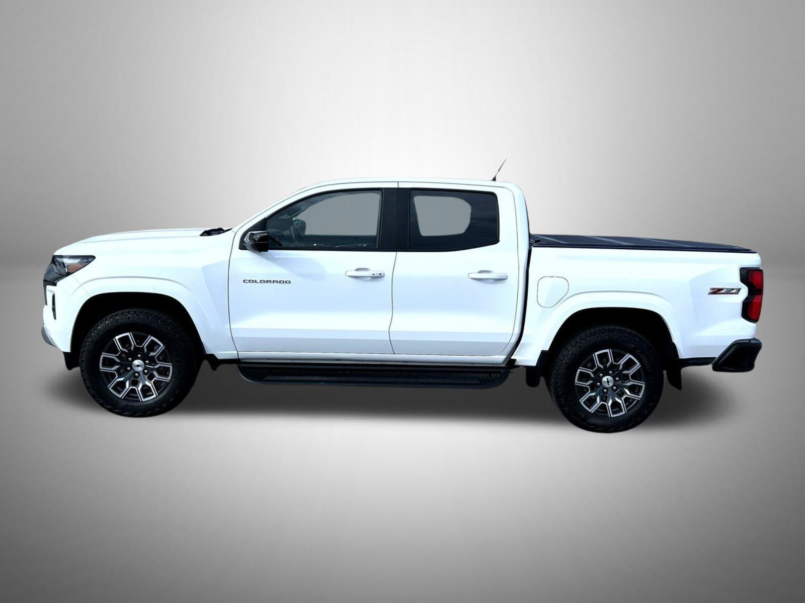 2024 Chevrolet Colorado Z71 - Photo 9