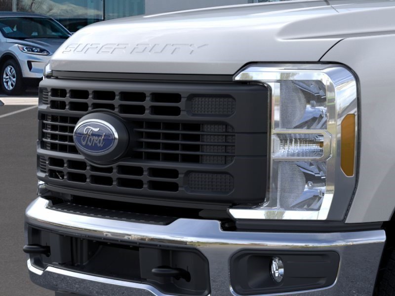 New 2026 Iconic Silver Metallic Ford XL image 18