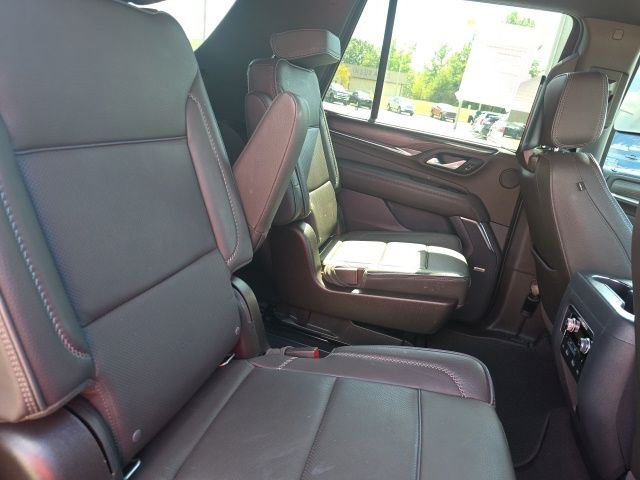 Used 2022 Hunter Metallic GMC Denali image 15