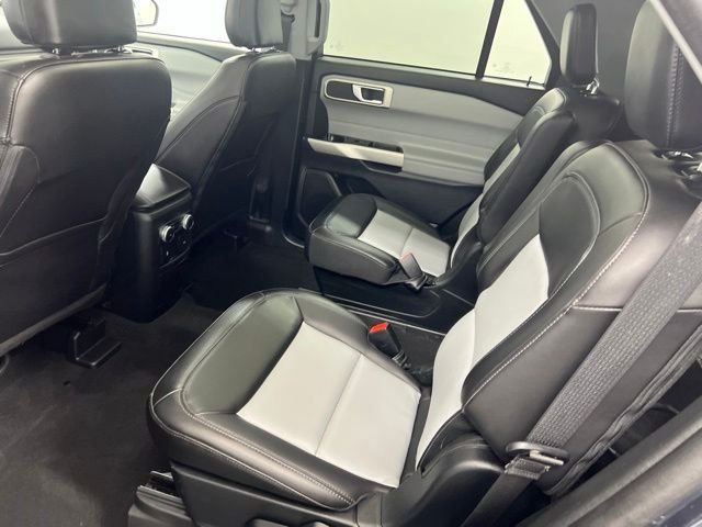 Used 2023 Stone Blue Metallic Ford XLT image 11