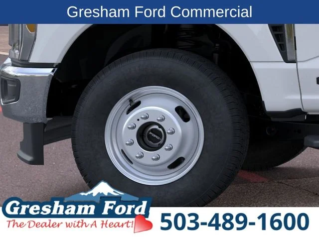 New 2026 Oxford White Ford XL image 22