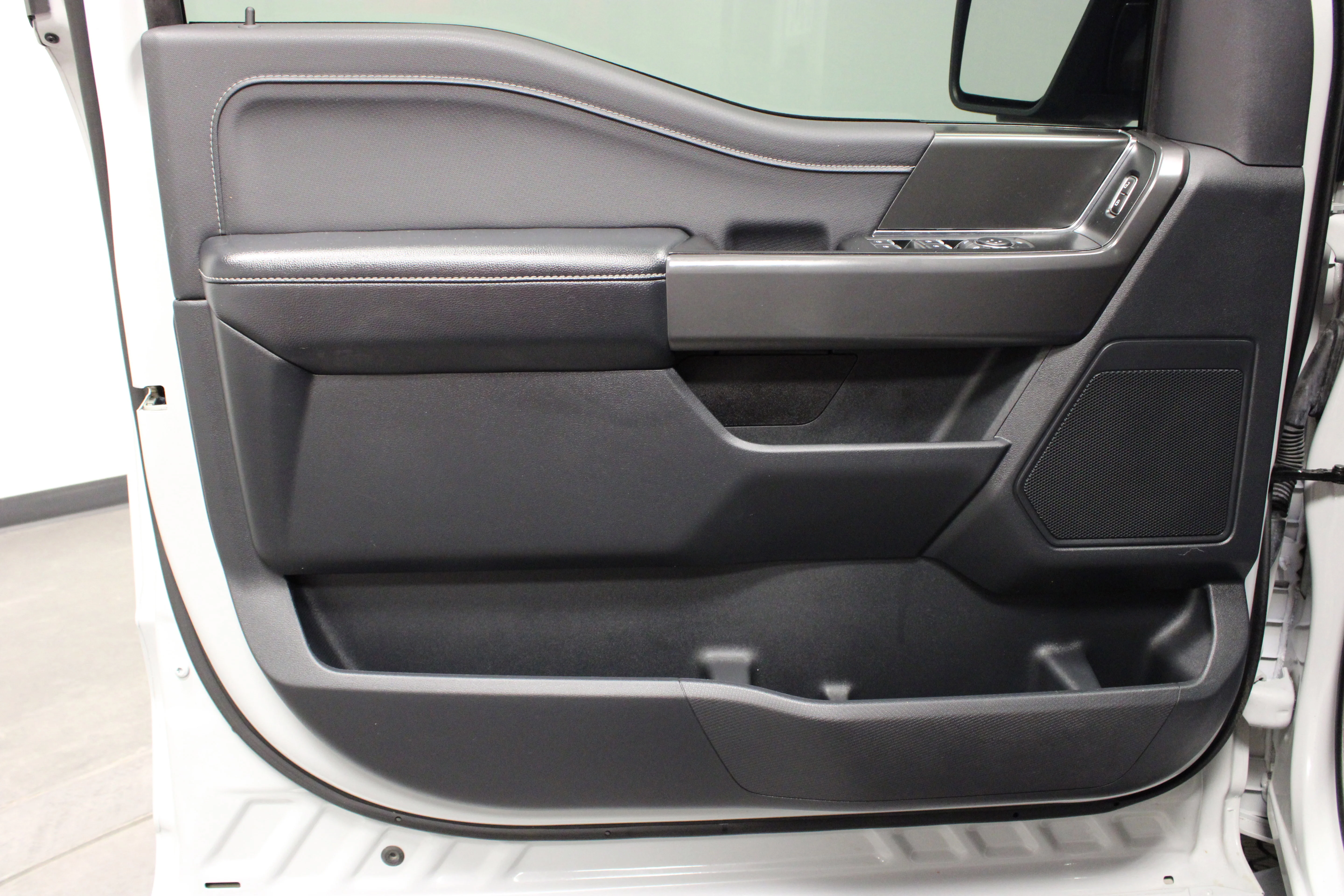 Used 2024 Avalanche Ford XLT image 20