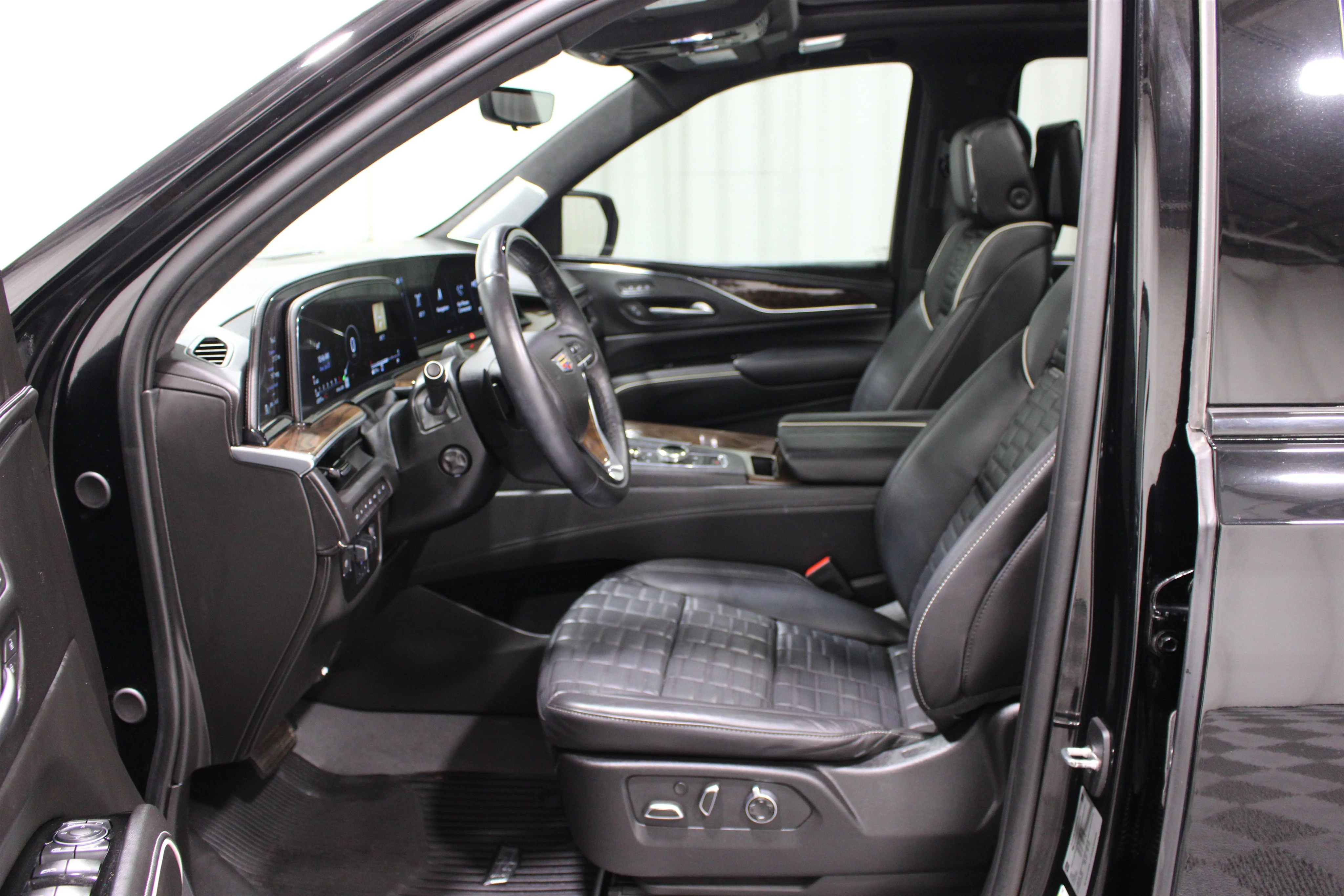 2023 Cadillac Escalade Sport Platinum - Photo 3