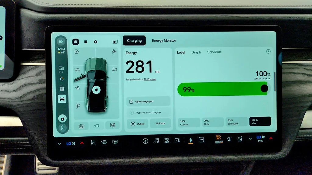 Used 2022 Forest Green Rivian Launch Edition AWD image 17