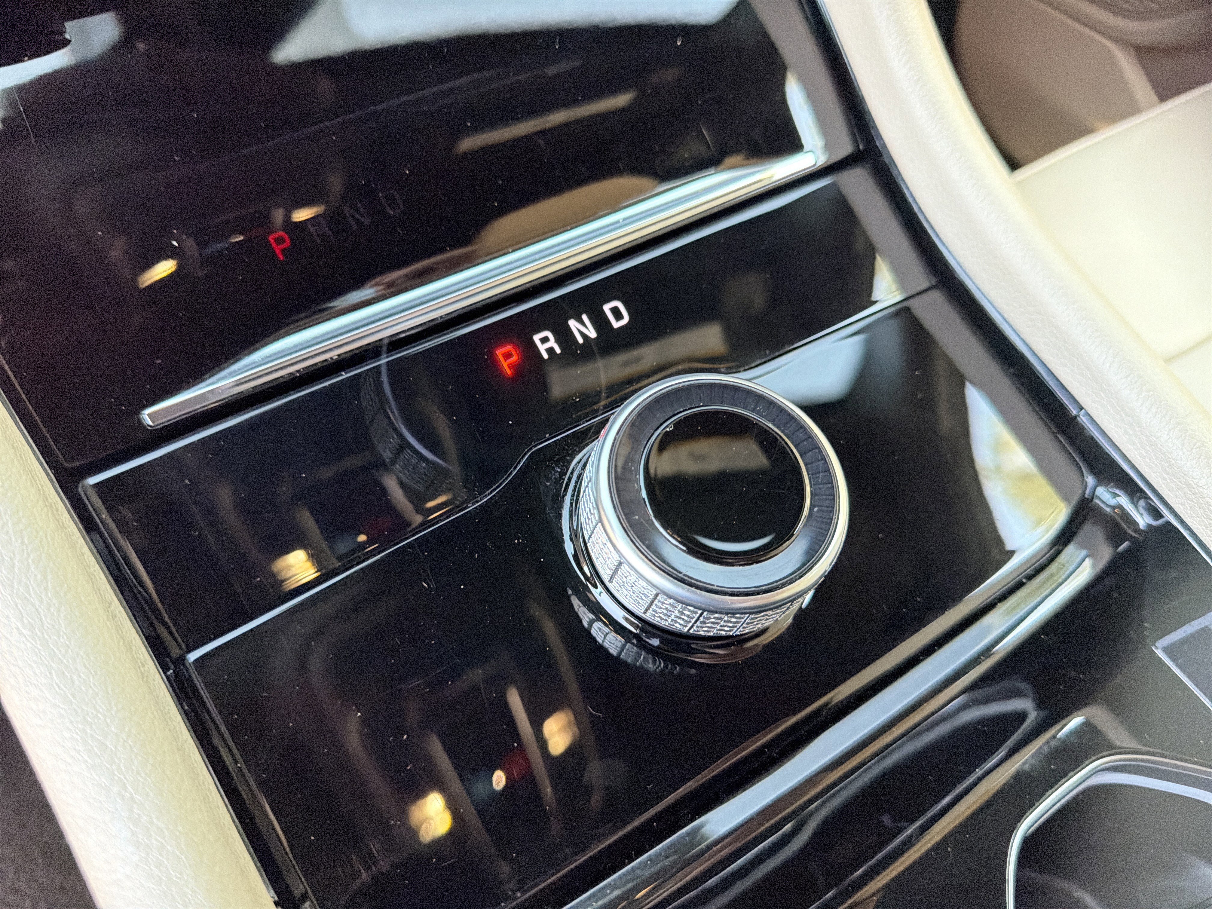 Used 2023 Bright White Clearcoat Jeep Limited image 39