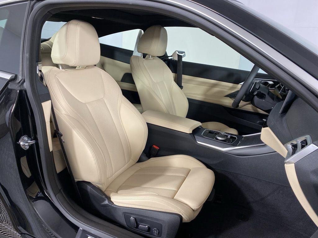 2026 BMW 4 Series 430i - Photo 23