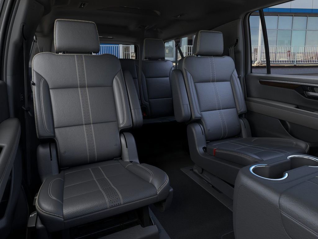 2025 Chevrolet Suburban High Country - Photo 17