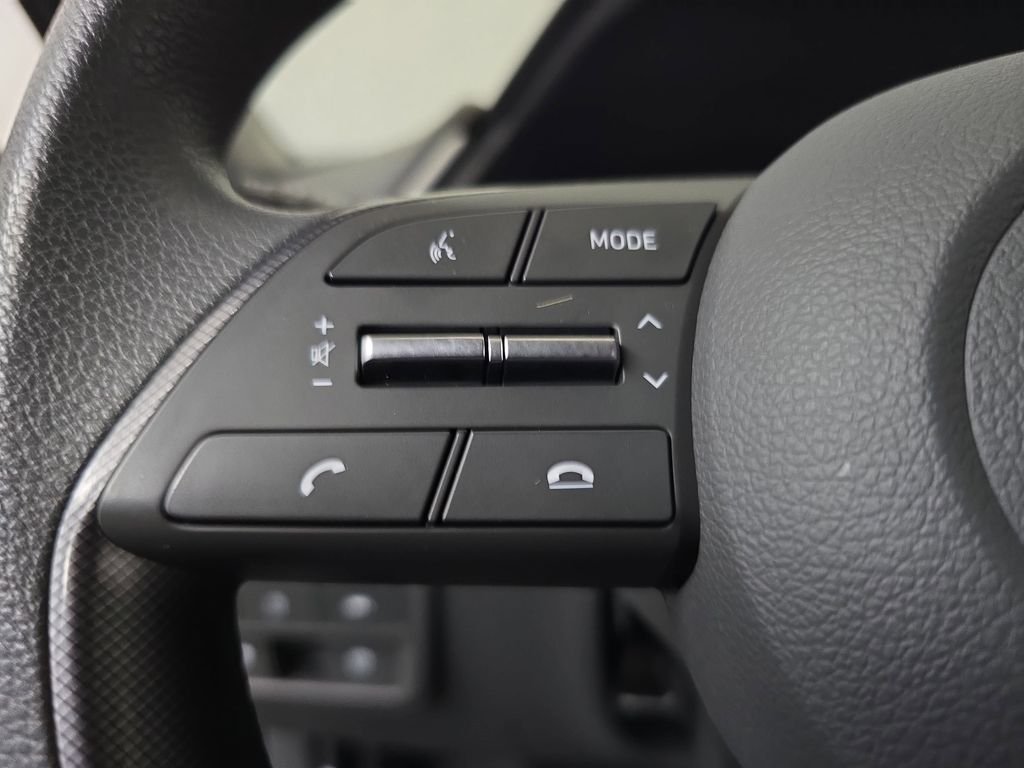 Used 2021 Portofino Gray Hyundai SE image 19