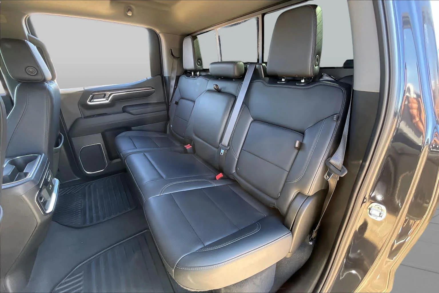 Used 2024 Dark Ash Metallic Chevrolet LTZ image 20