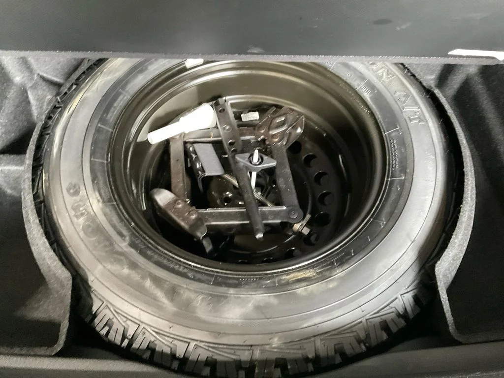 Used 2019 White Jeep Trailhawk image 30