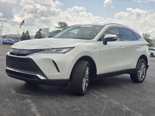 Certified Used 2021 BLIZZARD PEARL Toyota  image 14