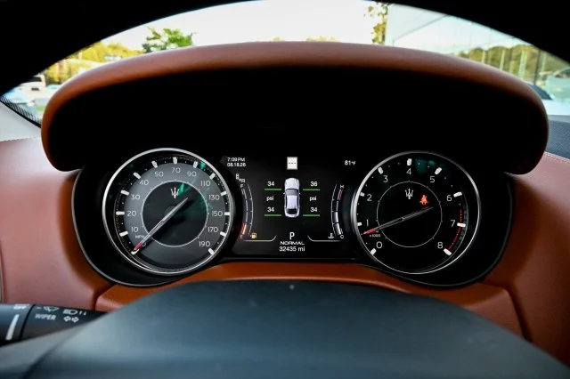 Used 2022 BLUE Maserati Modena Q4 ~~ image 35