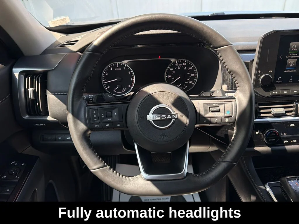Used 2025 Gray Nissan SL image 17