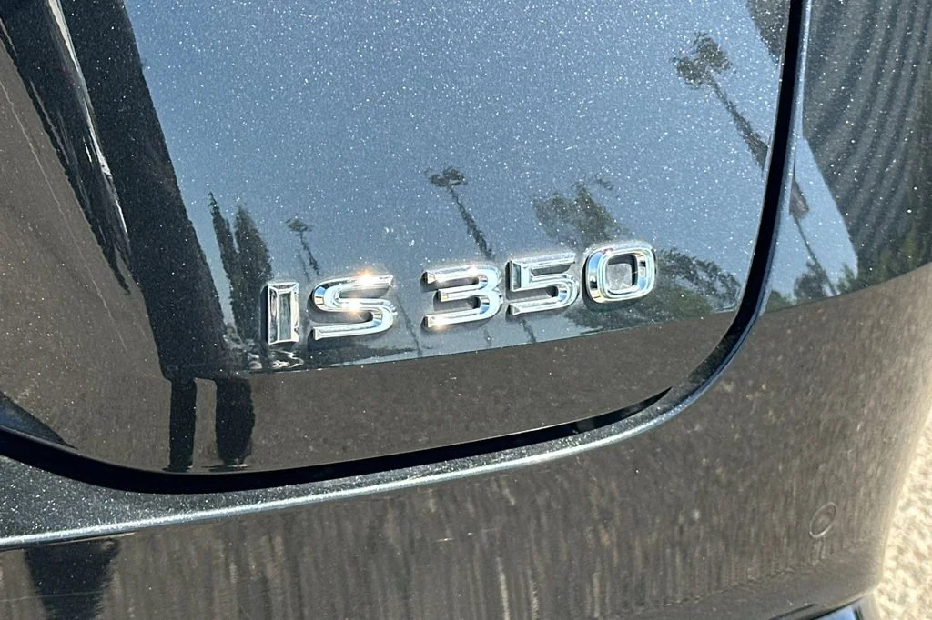 2023 Lexus IS 350 F SPORT - Photo 33