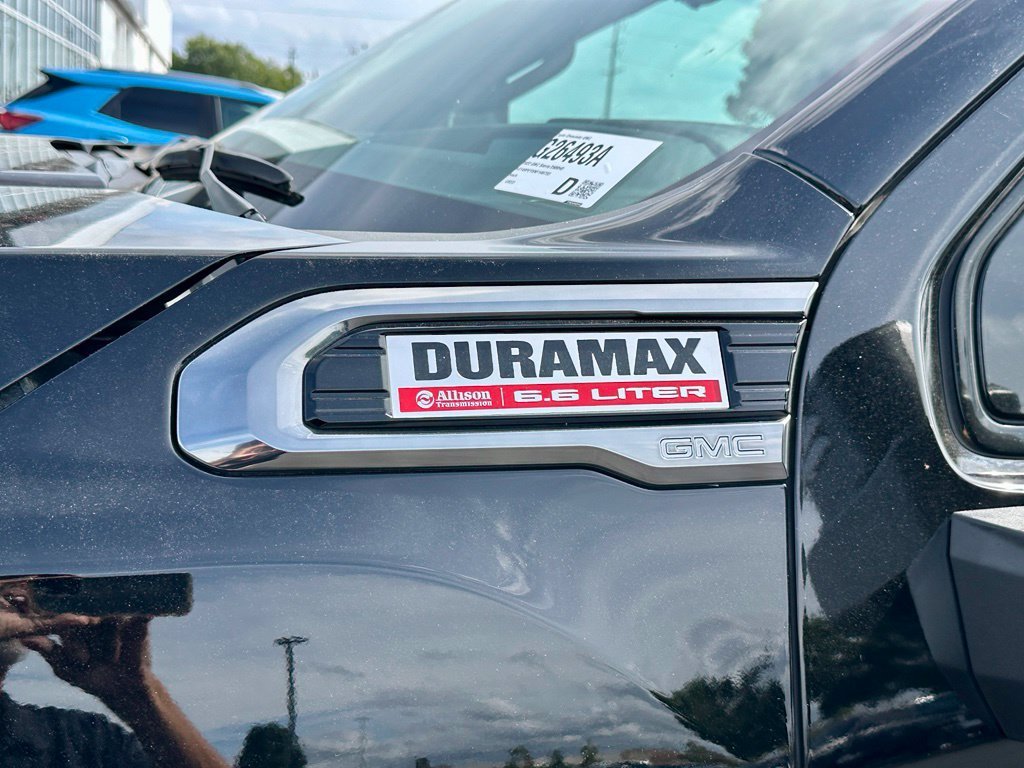 Used 2022 Black GMC AT4 image 10