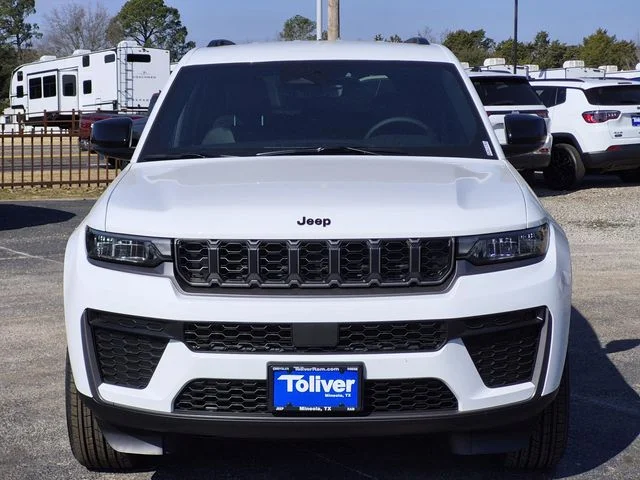 New 2026 Bright White Clearcoat Jeep Altitude image 3