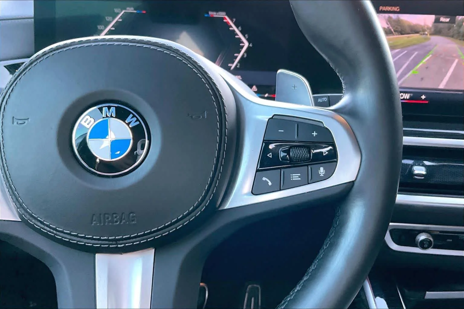 Used 2023 Black Sapphire Metallic BMW xDrive40i image 24