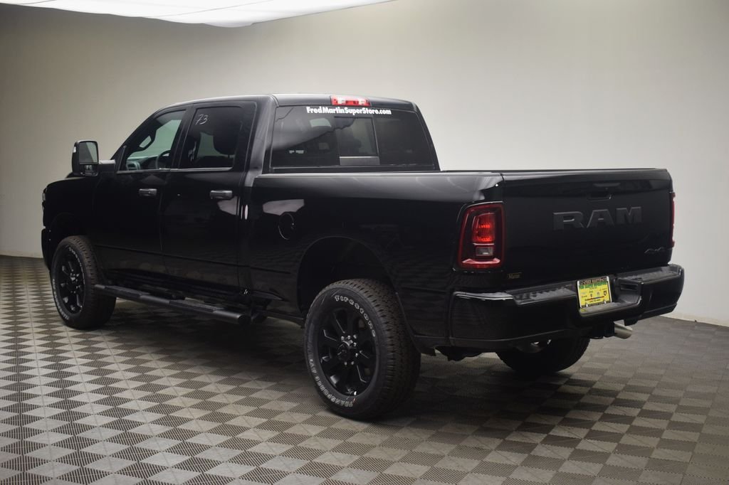 New 2026 Diamond Black Crystal Pearl-Coat Exterior Paint RAM  image 12