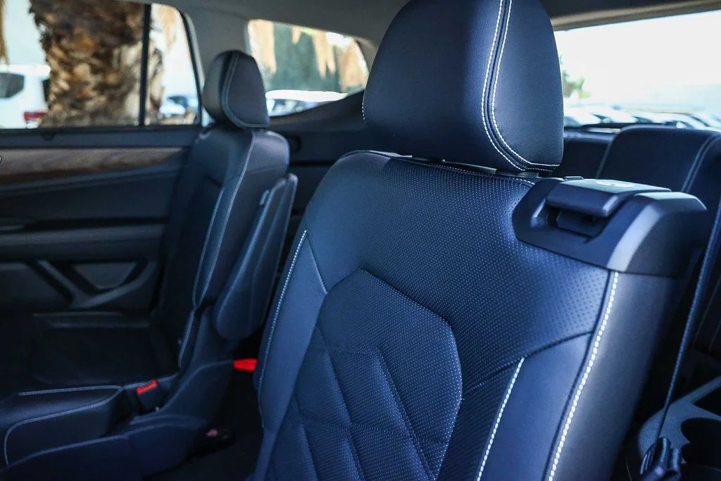 2026 Volkswagen Atlas SE w/Tech - Photo 30