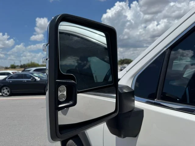 Used 2024 White Frost Tricoat GMC Denali Ultimate image 47