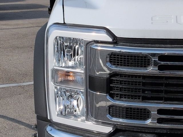 2025 Ford F-450 Super Duty Chassis Cab XL - Photo 10