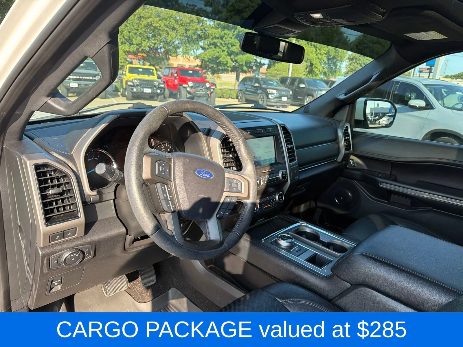 Used 2020 White Ford XLT image 10
