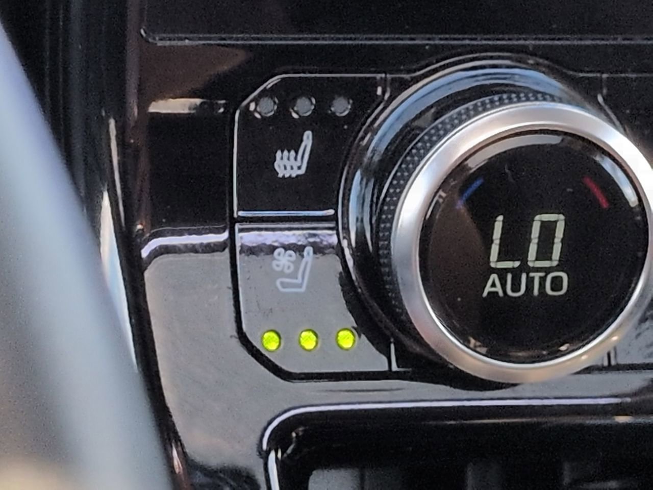 Used 2024 Magnetic Gray Metallic Toyota Hybrid Platinum image 22