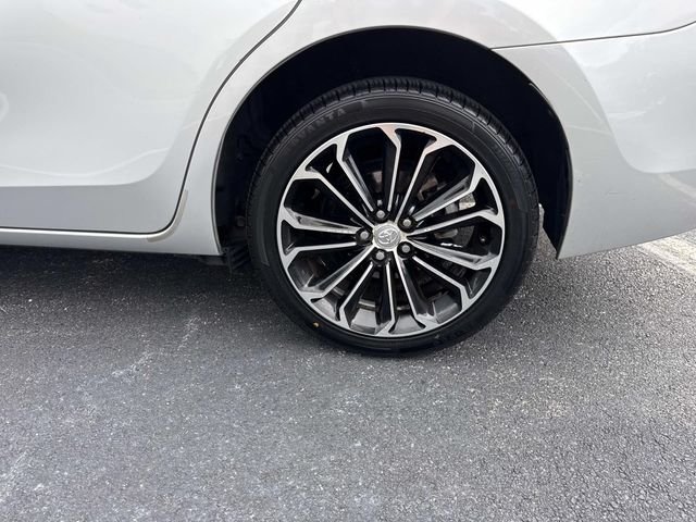 Used 2015 Classic Silver Metallic Toyota S Plus image 11