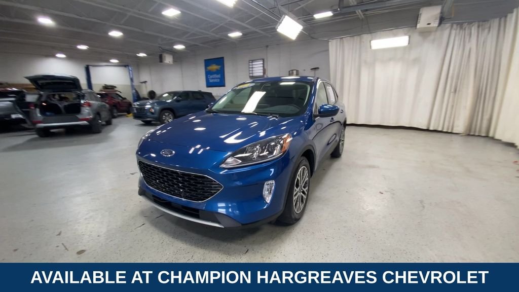 Used 2022 Blue Metallic Ford SEL image 5