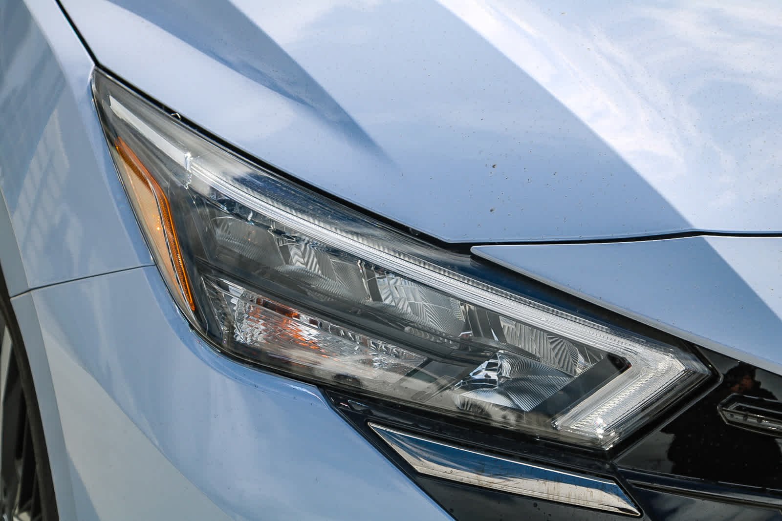 New 2025 Gray Sky Pearl Nissan SR image 4