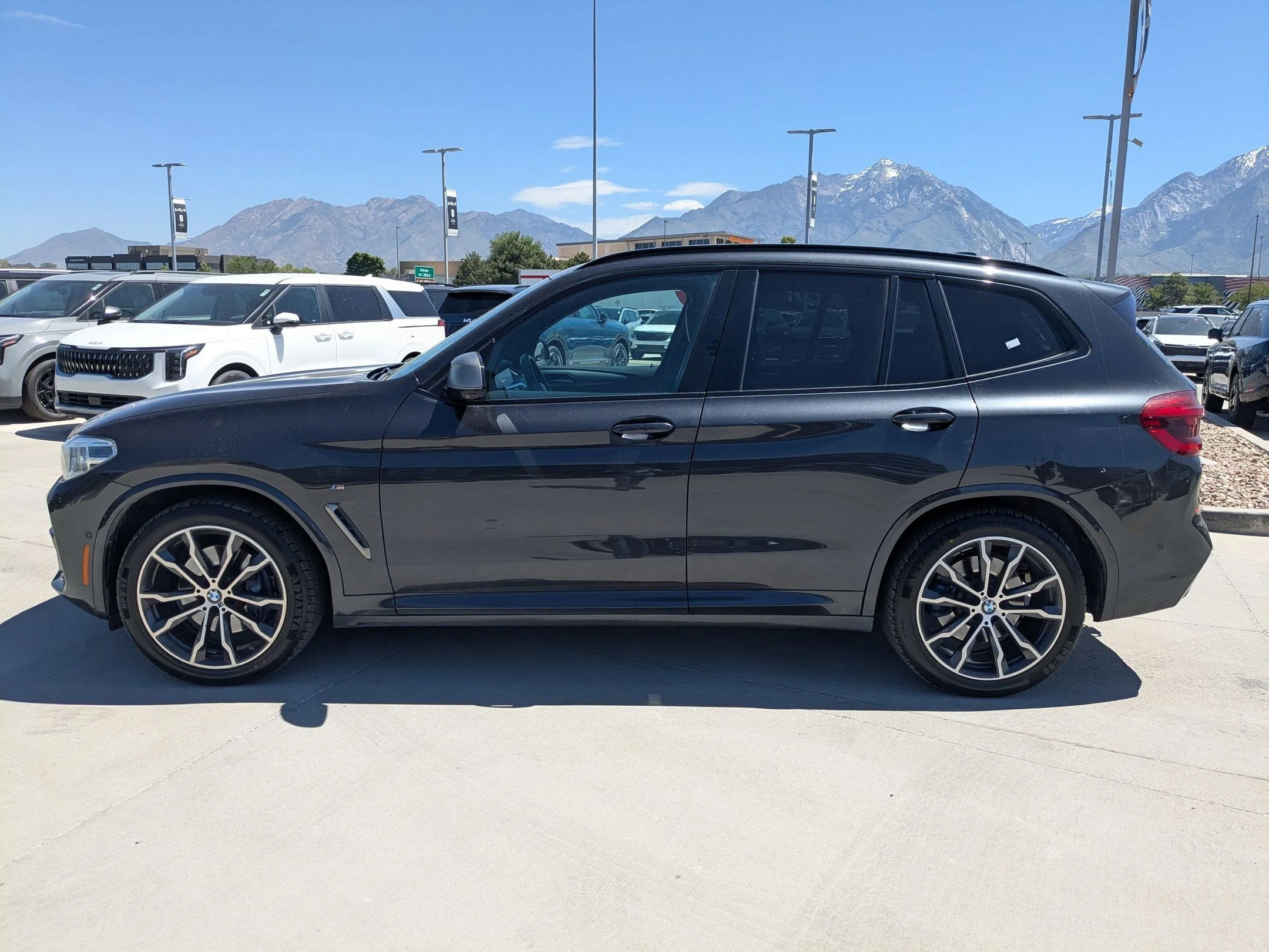 Used 2019 Dark Graphite Metallic BMW M40i image 3