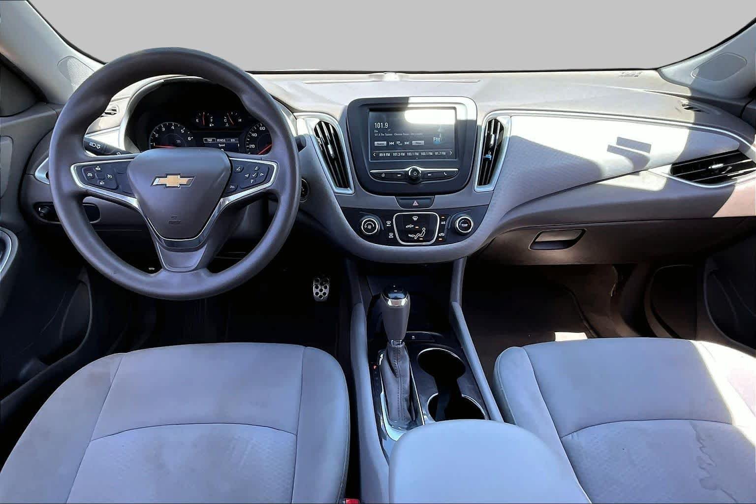 Used 2016 Summit White Chevrolet LS image 14