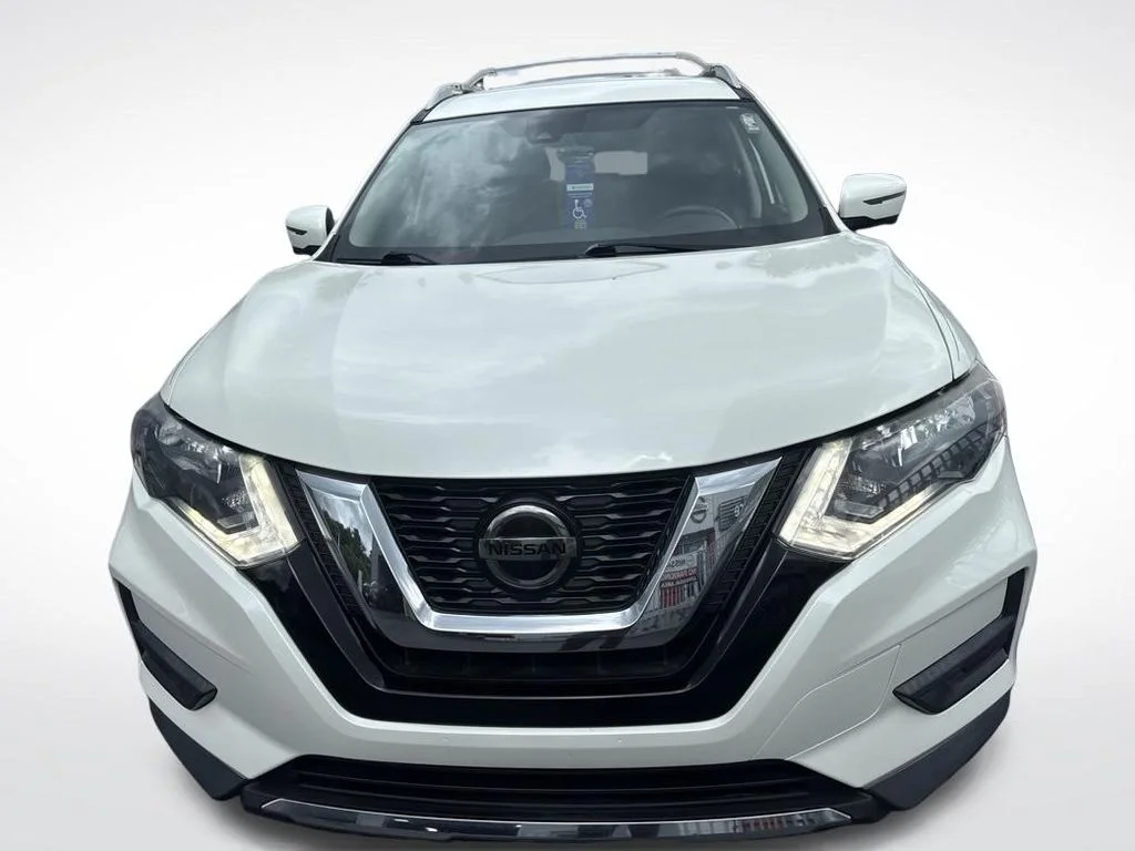 Used 2019 White Nissan SV image 14