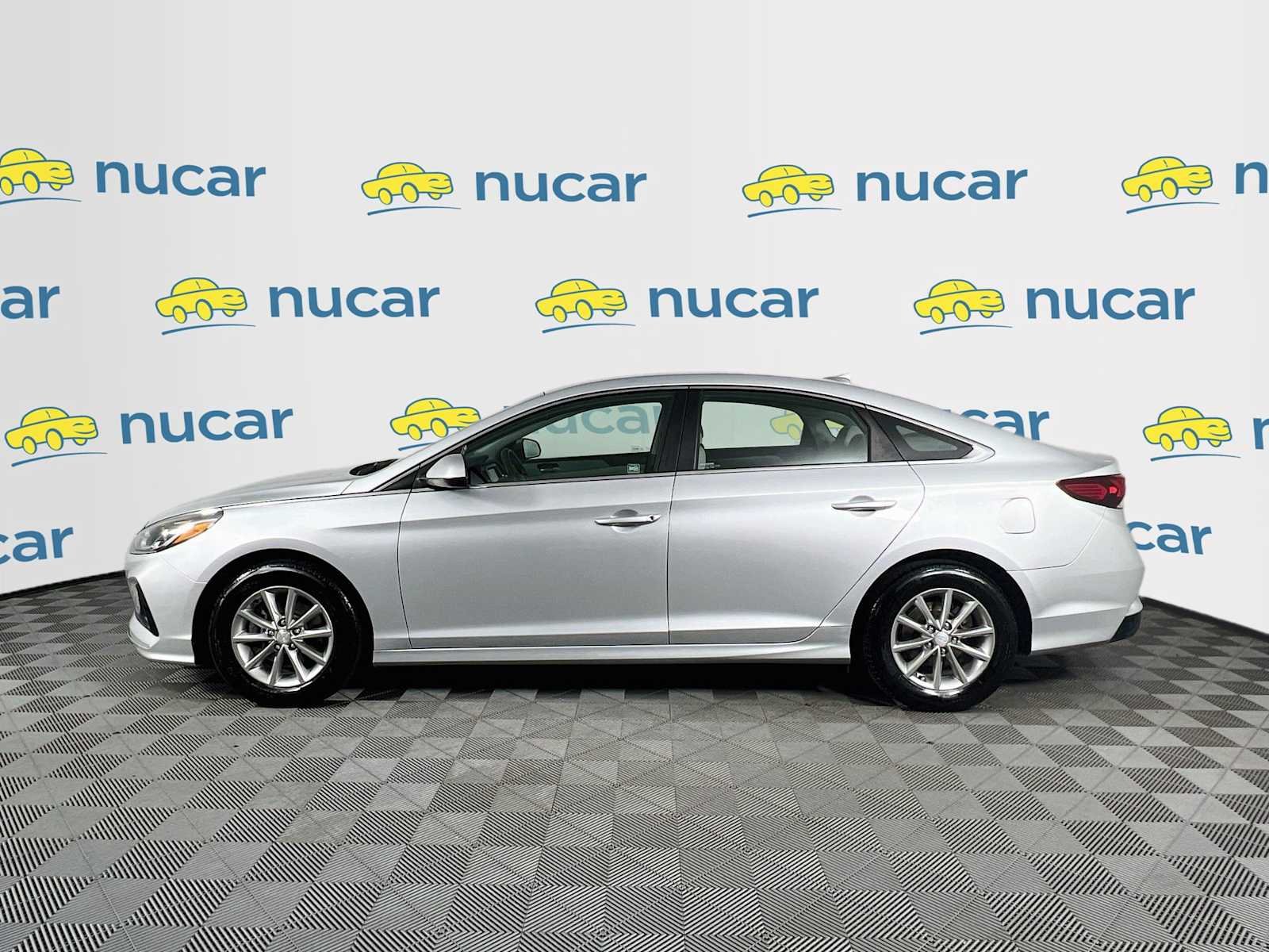 Used 2018 Symphony Silver Hyundai SE image 4