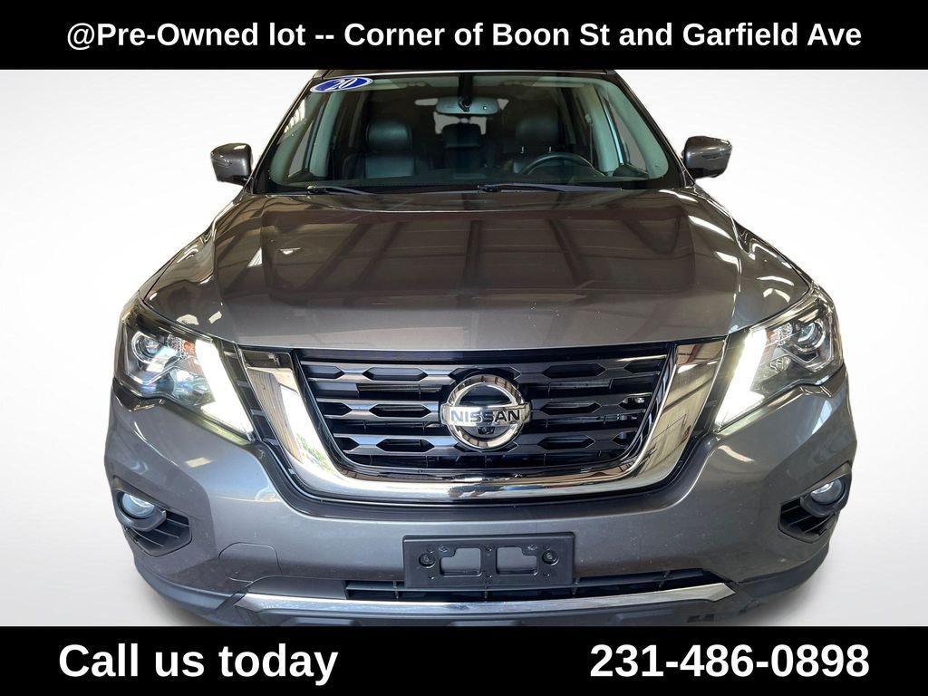 Used 2020 Gray Nissan SL image 8