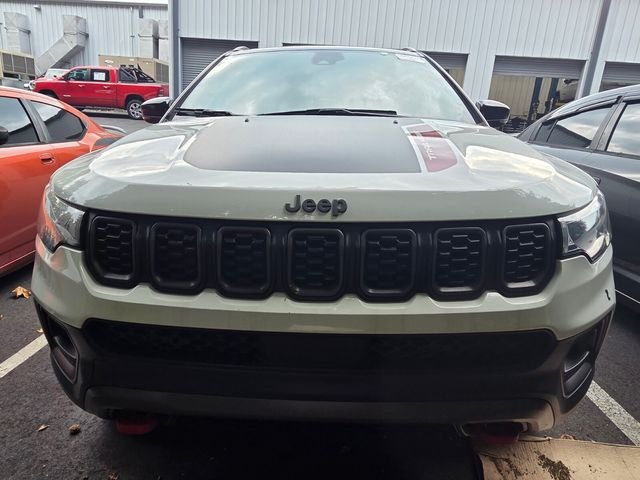 Used 2024 White Jeep Trailhawk image 2