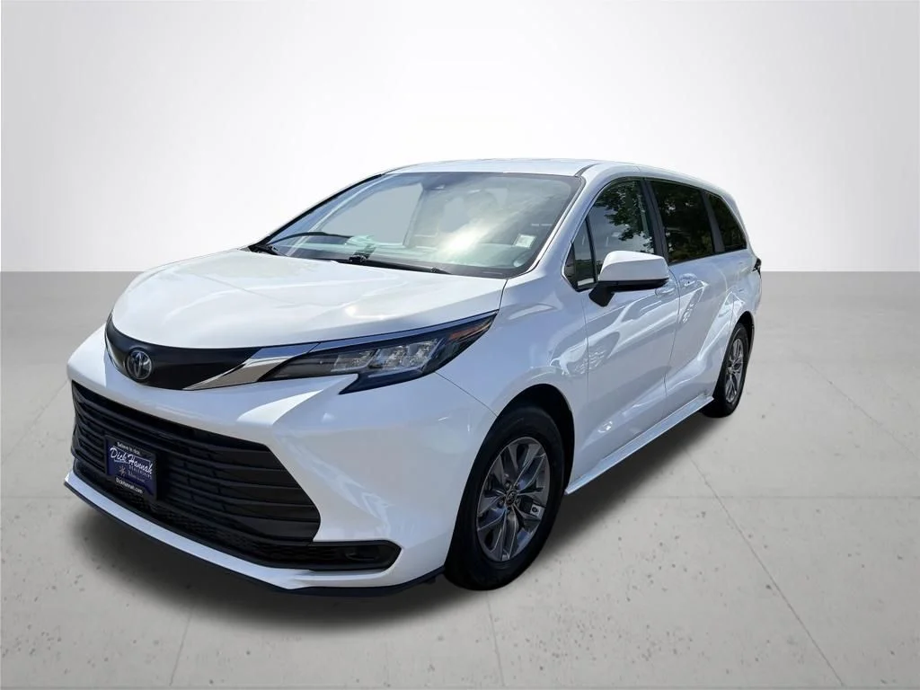 Used 2023 White Toyota LE image 3