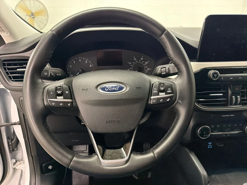 Certified Used 2022 White Ford SE image 19