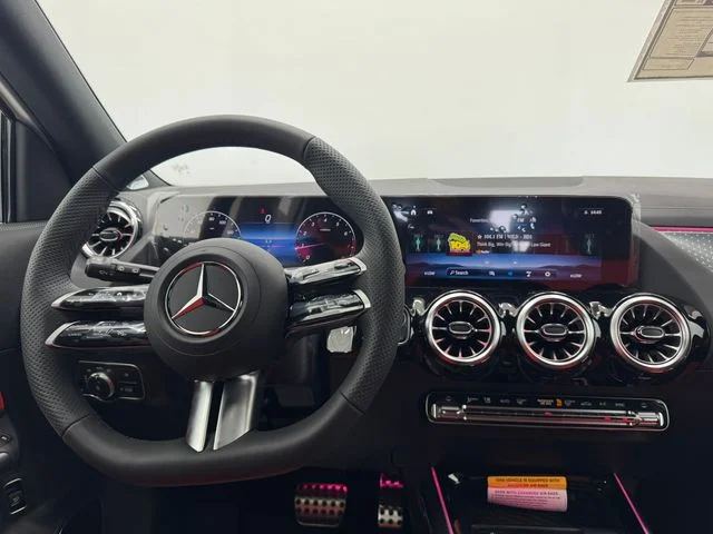 New 2026  Mercedes-Benz GLA 250 image 3