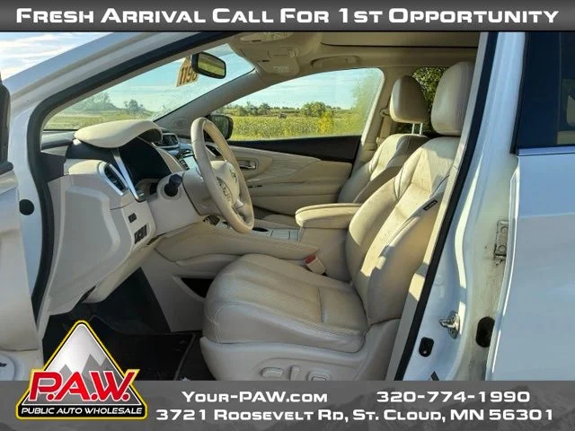 Used 2016 White Nissan SL image 9