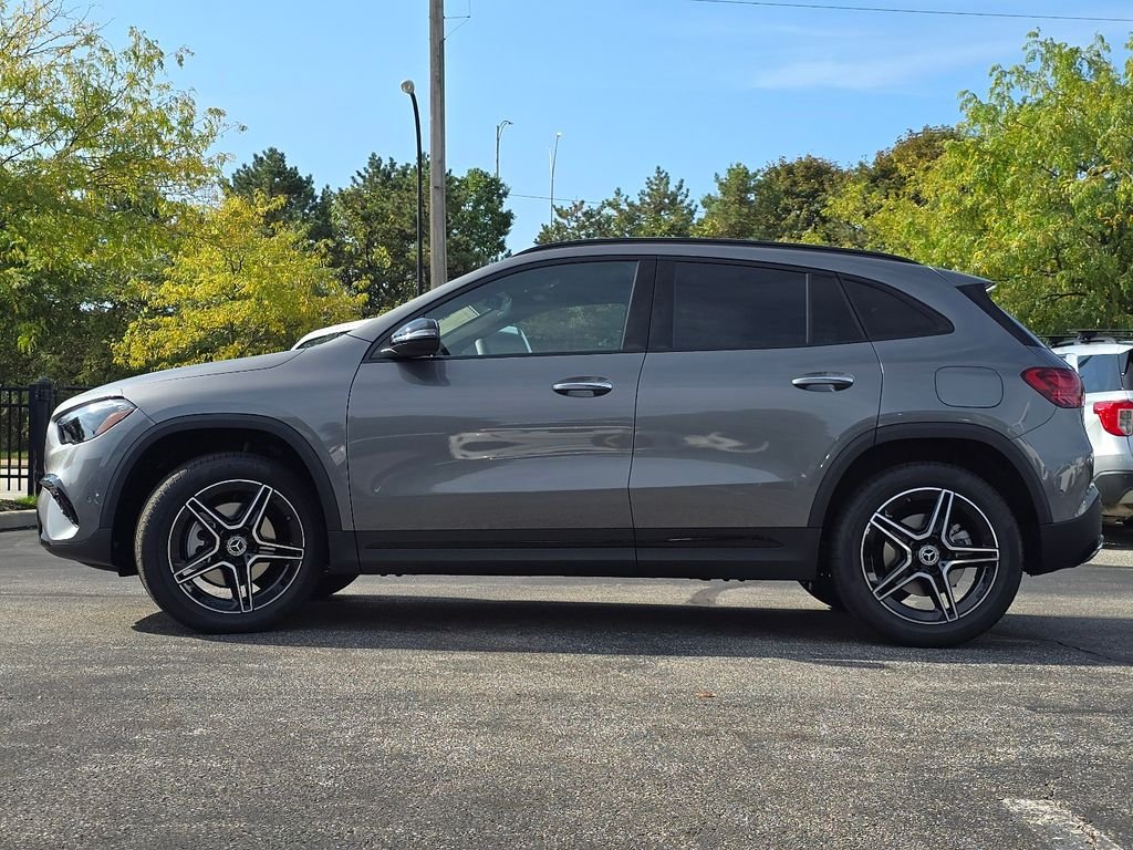 New 2026 Mountain Grey Metallic Mercedes-Benz GLA 250 image 15