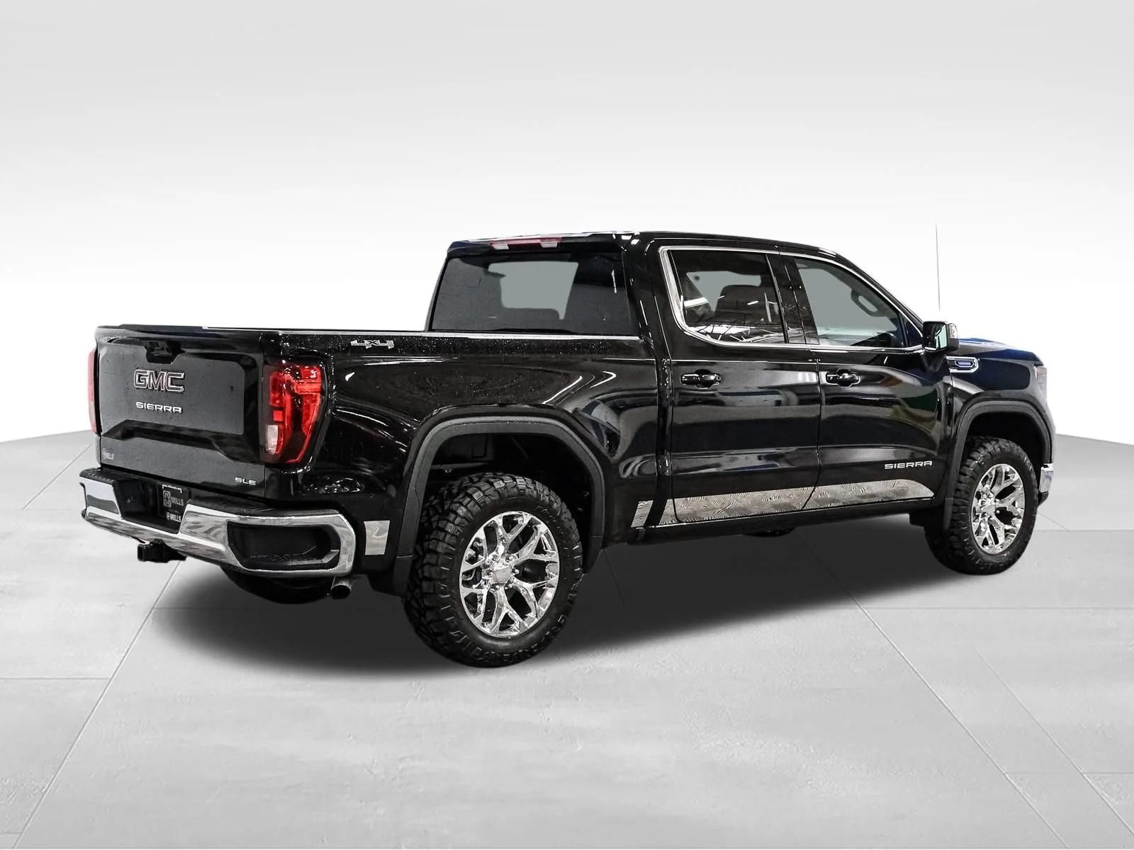 New 2026 Onyx Black GMC SLE image 8