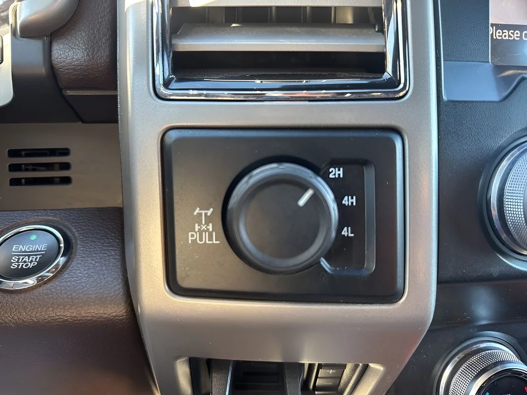Used 2020 Gray Ford King Ranch image 24