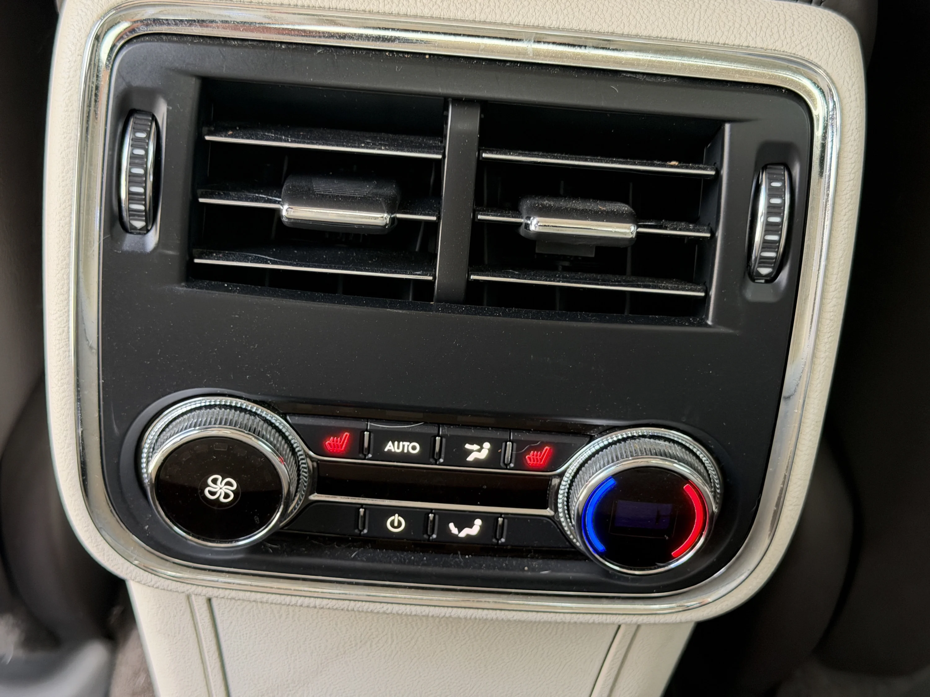Used 2018 Magnetic Gray Metallic Lincoln Black Label image 21