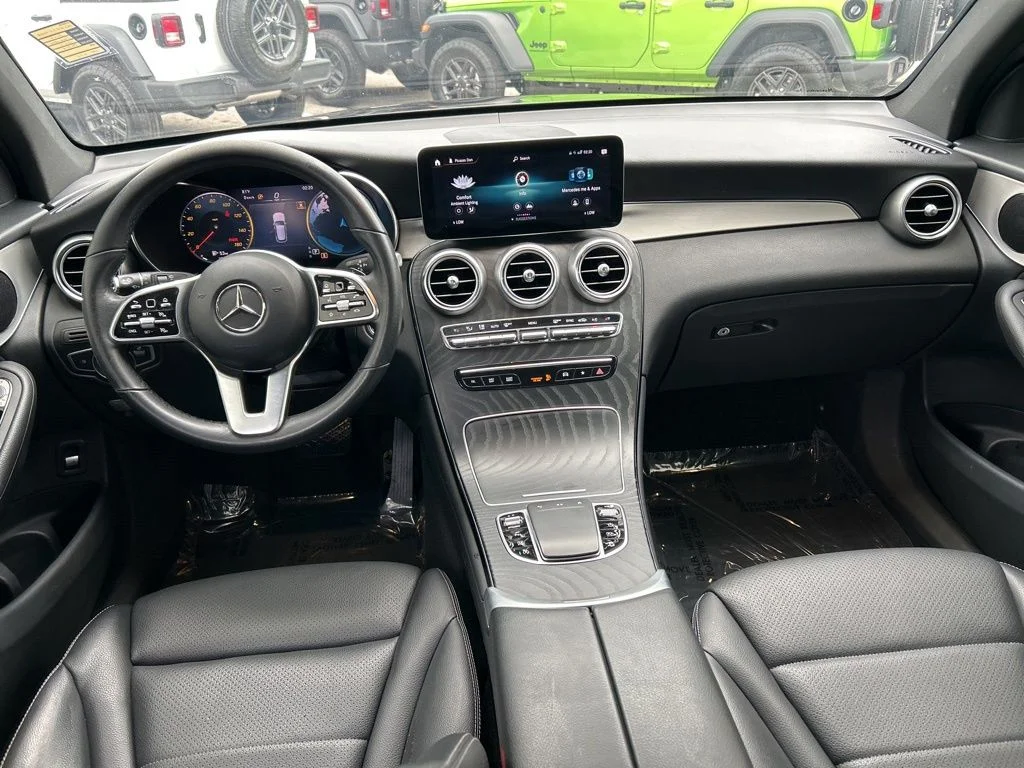 Used 2022 Black Mercedes-Benz GLC 300 image 30